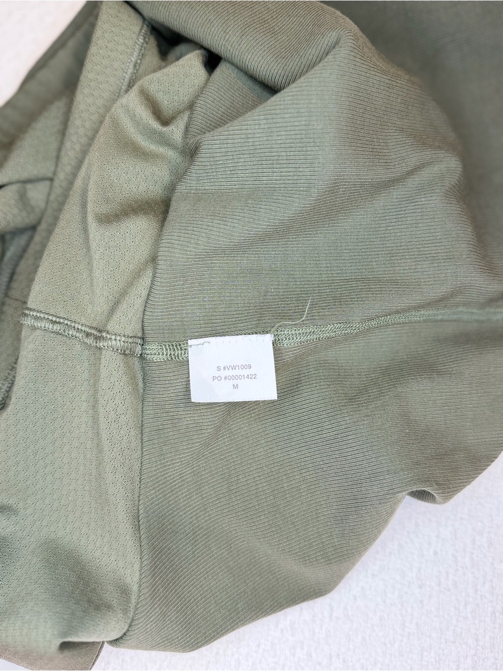 Vuori Pose Plyo Ribbed Tank Top in Sage Green Size Medium - Picture 3 of 6